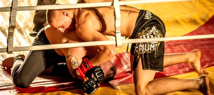 Charytatywna Gala Muay Thai i MMA Żary 2013. Arek na górze