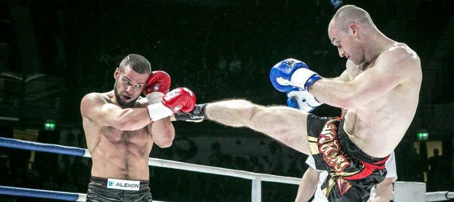 Gala Kickboxingu Xplosion Fight Series 2015. Highkick Dawida Kasperskiego