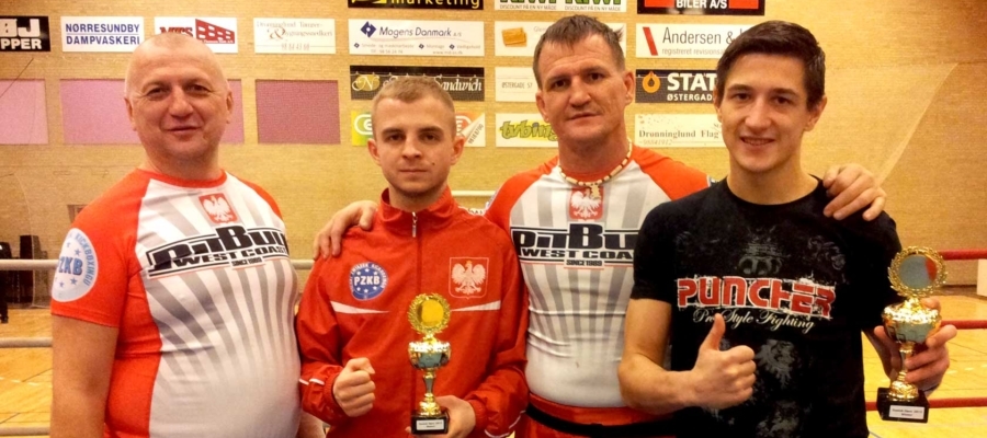 Puchar Europy w Kickboxingu Aalborg Dania 2015. Arek Drohomirecki z trenerami